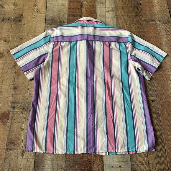 Vintage Cabin Creek Women's Size Medium Pastel Stripe Short Sleeve Button Down - Picture 6 of 6